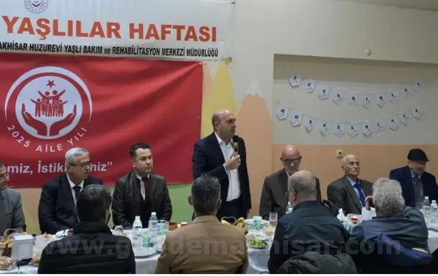 Yaşlılarla İftar Sofrasında Buluştular