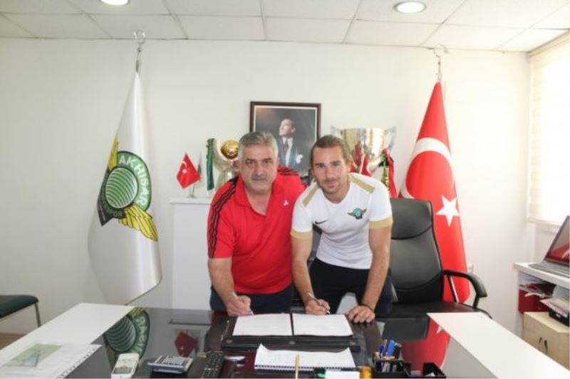 Akhisarspor Tolga Ünlü ile 2 Yıllık Sözleşme İmzaladı