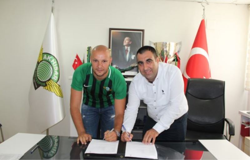 Akhisarspor Kaleci Gökhan Değirmenciyi ile 3 Yıllık Sözleşme İmzaladı