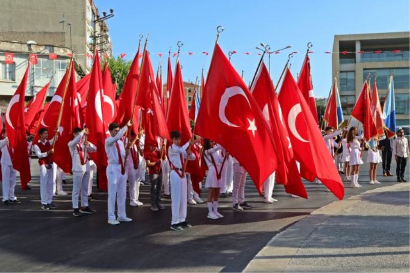 GURUR ve ONUR DOLU ZAFERİMİZİN 97. YILI KUTLANDI