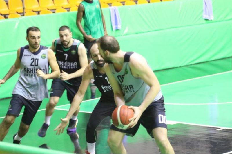 Akhisar Belediye Basketbol evinde moral arıyor