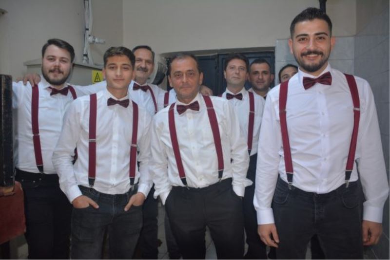 ASDER´İN DÜZENLEDİĞİ ÖĞRETMENLER GÜNÜ GECESİ