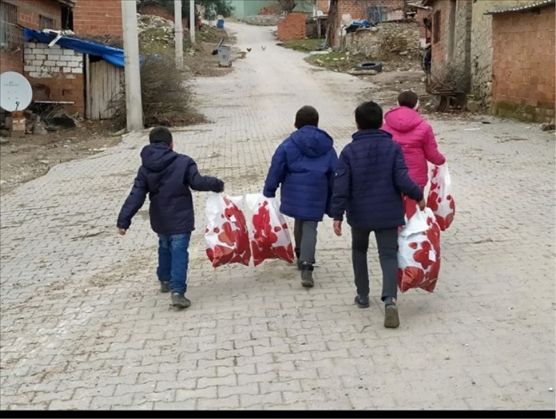 CHP İHTİYAÇ SAHİPLERİNİN YANINDA