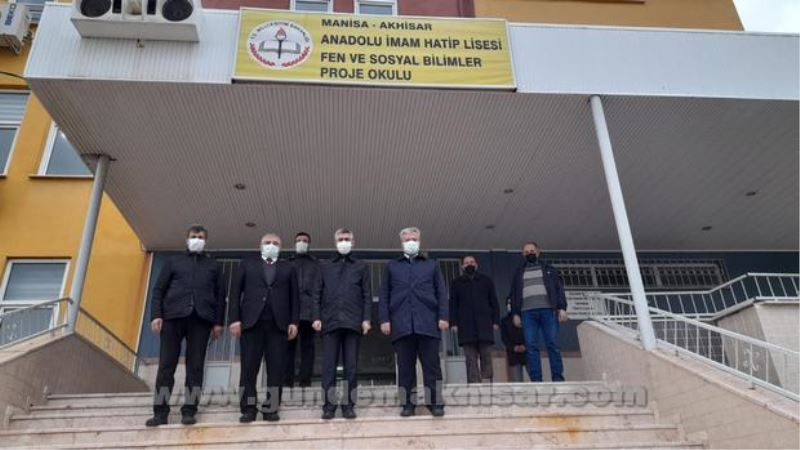 Din Öğretimi Genel Müdürü Nazif YILMAZ Akhisar Anadolu İmam Hatip Lisesi Fen ve Sosyal Bilimler Proje Okulundaydı