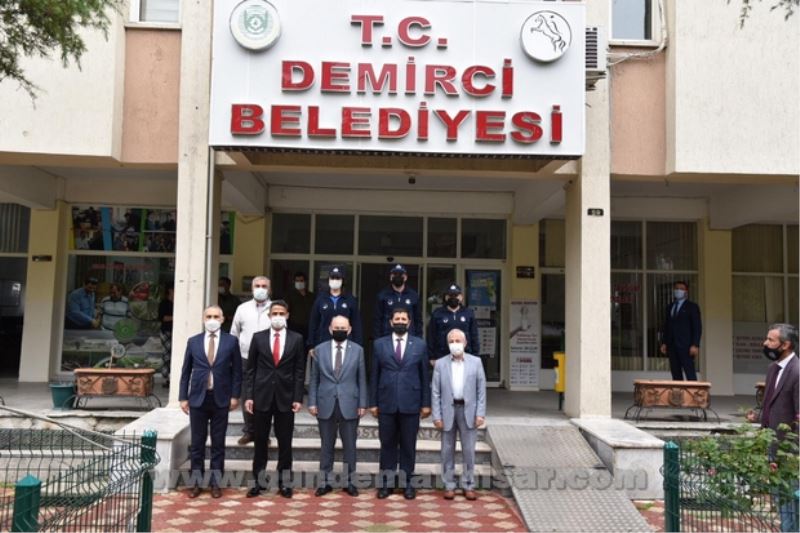 Vali Karadeniz’den Demirci İlçesine Ziyaret   