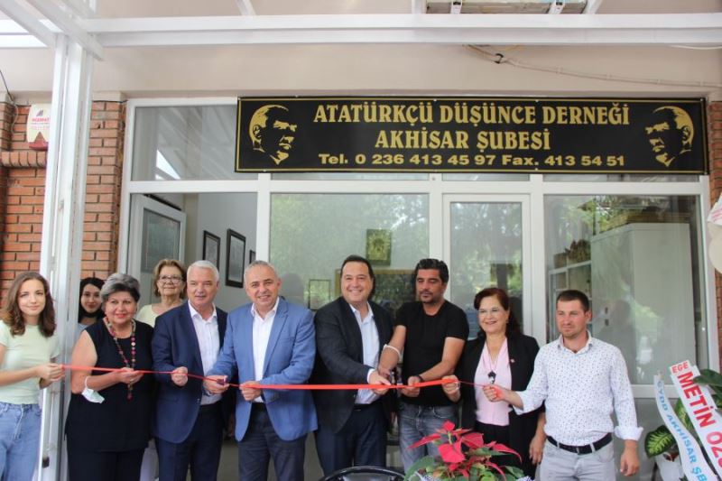ATATÜRKÇÜ DÜŞÜNCE DERNEĞİ YENİ YERİNE TAŞINDI