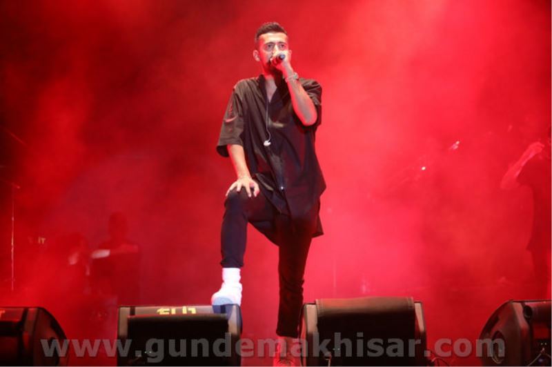 Gazapizm’den Akhisar’da unutulmaz konser