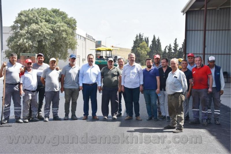 Akhisar Belediyesi’nin Asfalt Çalışmaları Tüm Hızıyla Devam Ediyor