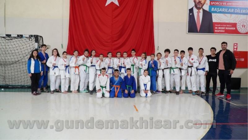 MANİSA YILDIZLAR JUDO İL BİRİNCİLİĞİ YAPILDI